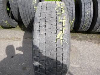 Opona używana 305/70R22,5 Pirelli BIEŻNIKOWANA