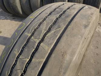 Opona używana 315/70R22,5 Bridgestone R-STEER 001