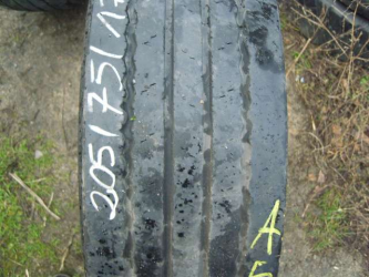 Opona używana 205/75R17.5 Pirelli FR85