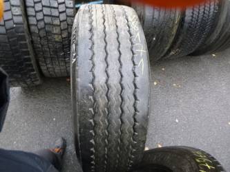 Opona używana 385/65R22,5 Bridgestone BIEŻNIKOWANA