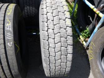 Opona używana 315/80R22,5 Bridgestone BIEŻNIKOWANA