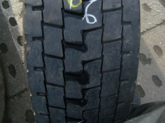 Opona używana 315/70R22.5 Goodyear XDE2