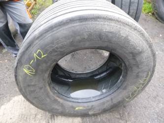 Opona używana 445/45R19,5 Michelin BIEŻNIKOWANA