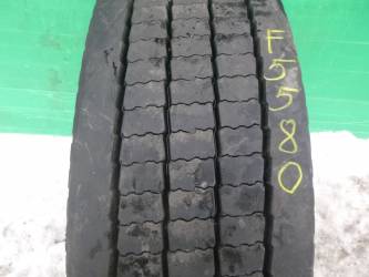 Opona używana 295/80R22,5 Bridgestone BIEŻNIKOWANA