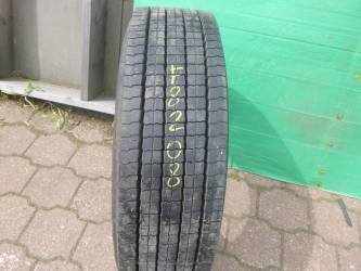 Opona używana 265/70R19,5 Continental BIEŻNIKOWANA