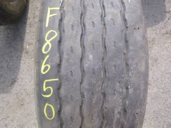 Opona używana 285/70R19,5 Goodyear KMAX T