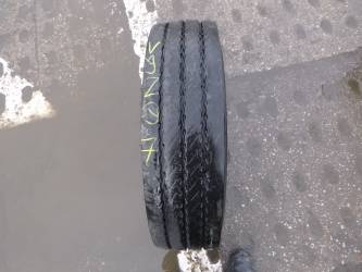 Opona używana 215/75R17,5 Uniroyal TH40