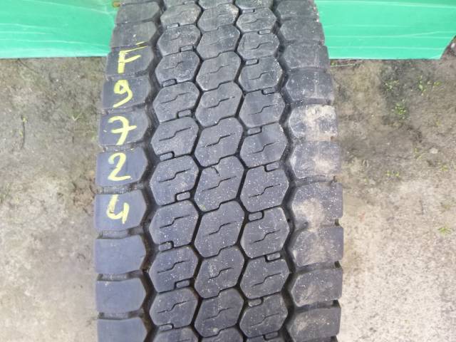 Opona używana 215/75R17,5 Pirelli TR01