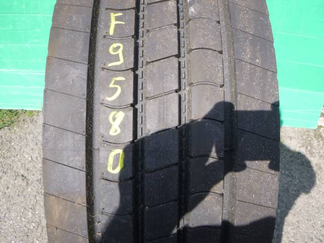 Opona używana 315/70R22,5 Falken RI151