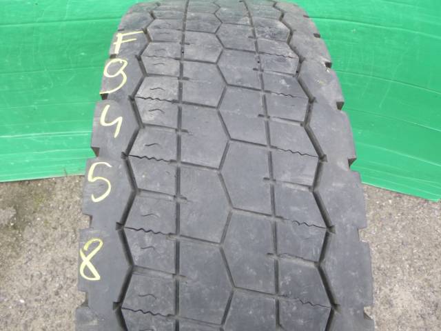 Opona używana 295/80R22,5 Sailun SW02