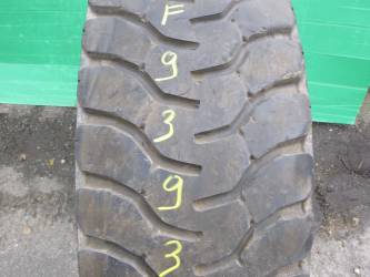 Opona używana 315/80R22,5 Pirelli BIEŻNIKOWANA