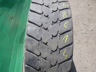 Opona używana 315/80R22,5 Bridgestone BIEŻNIKOWANA