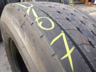 Opona używana 385/55R22,5 Goodyear KMAX S