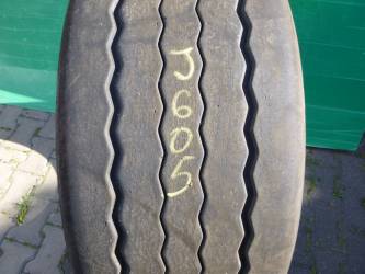 Opona używana 385/55R22,5 Bridgestone R-TRAILER 002