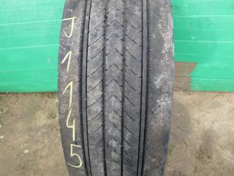 Opona używana 285/70R19,5 Bridgestone R227