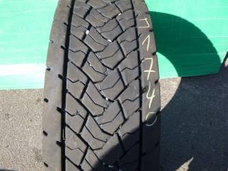 Opona używana 295/80R22,5 Goodyear KMAX D GEN-2