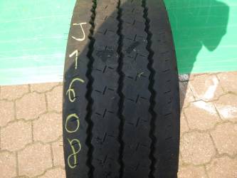 Opona używana 275/70R22,5 Pirelli MC88 III