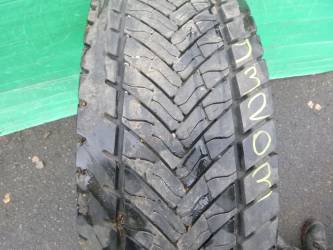 Opona używana 305/70R22,5 Goodyear KMAX D