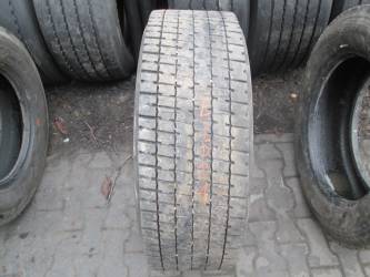 Opona używana 295/60R22.5 Bridgestone BIEZNIKOWANA